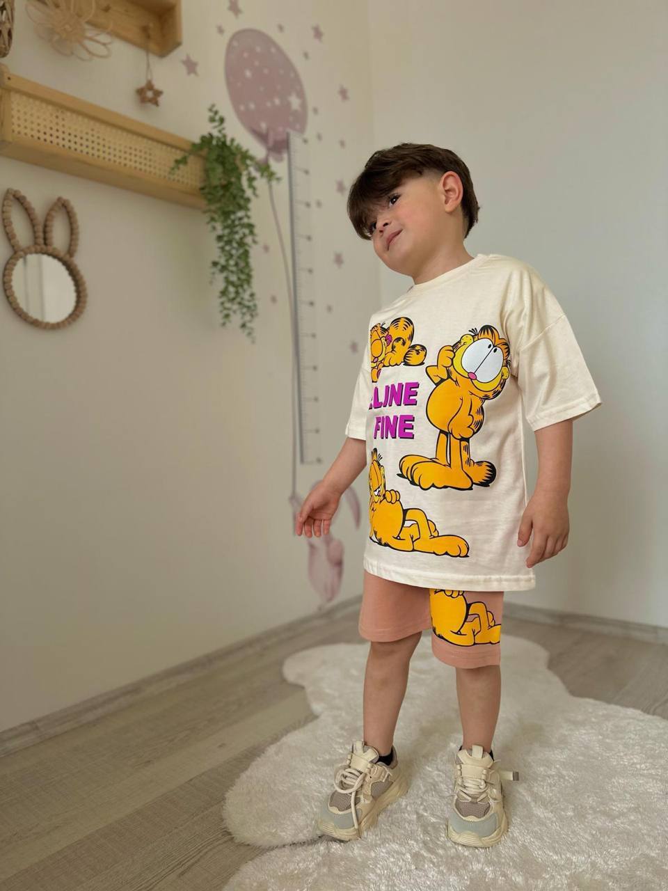 🟠 Garfield Lisanslı Oversize Şortlu Takım