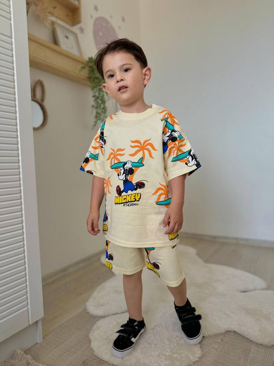 Lisanslı Mickey Mouse Plaj Temalı Erkek Çocuk Şortlu Takım
